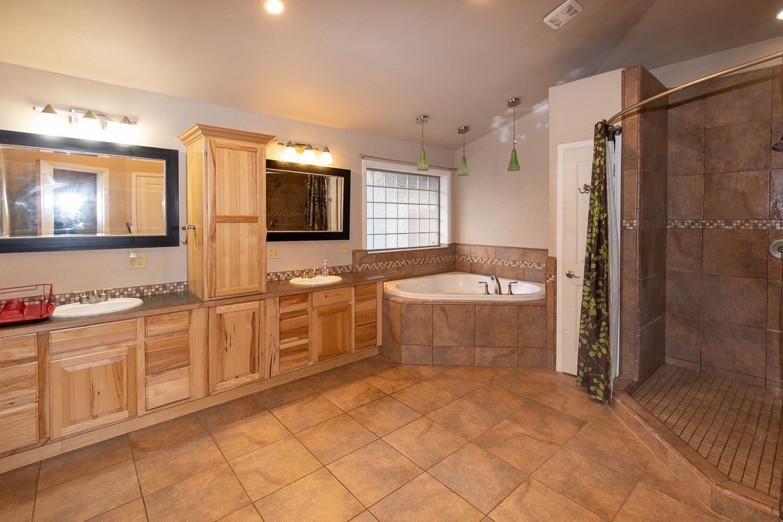1332 Chucker Ln #1 - Photo 5 of 5