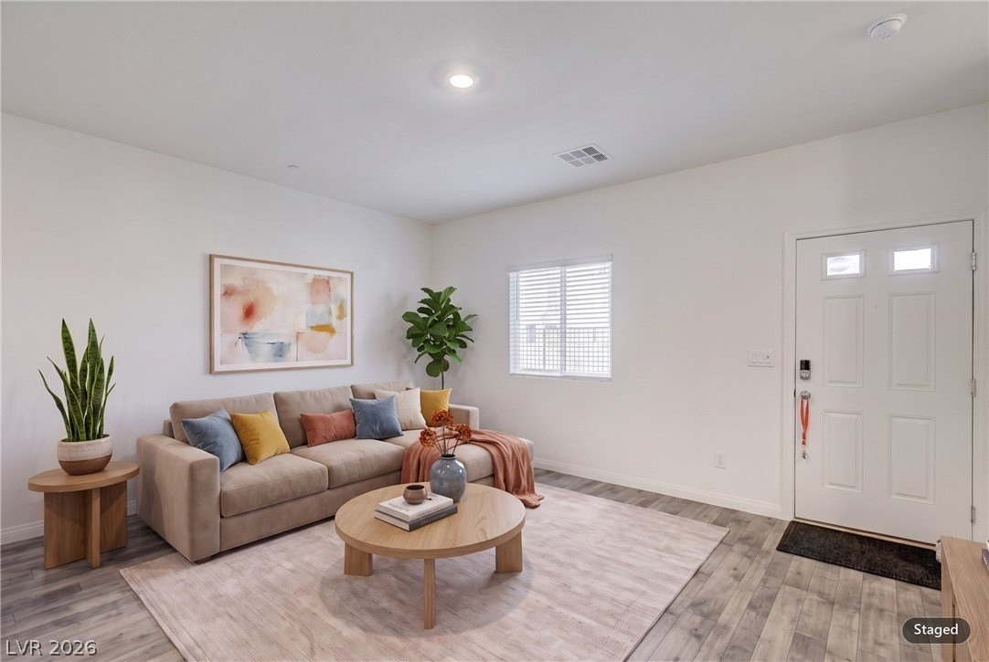 12726 Feathersong St - Photo 4 of 13