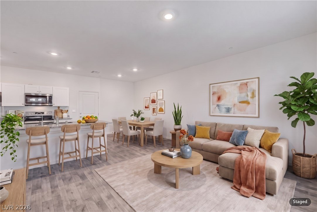 12726 Feathersong St - Photo 5 of 13