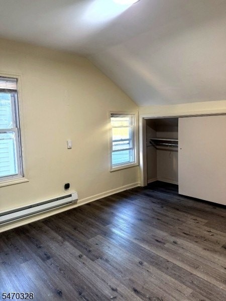 918 Grove St - Photo 2 of 7
