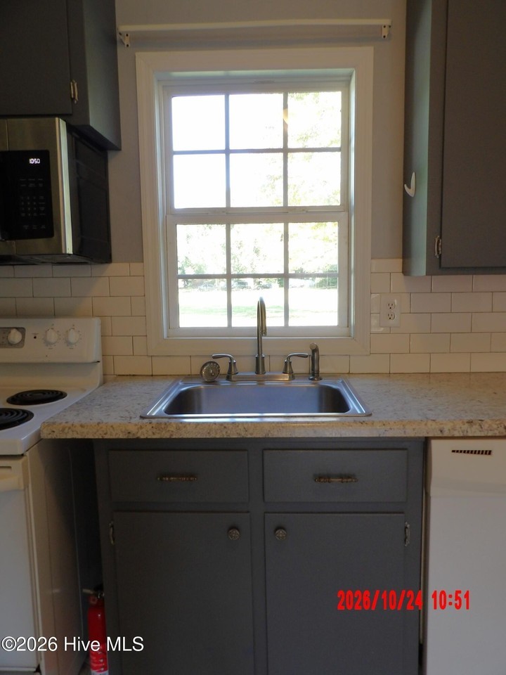 4664 Shiloh Rd - Photo 7 of 19