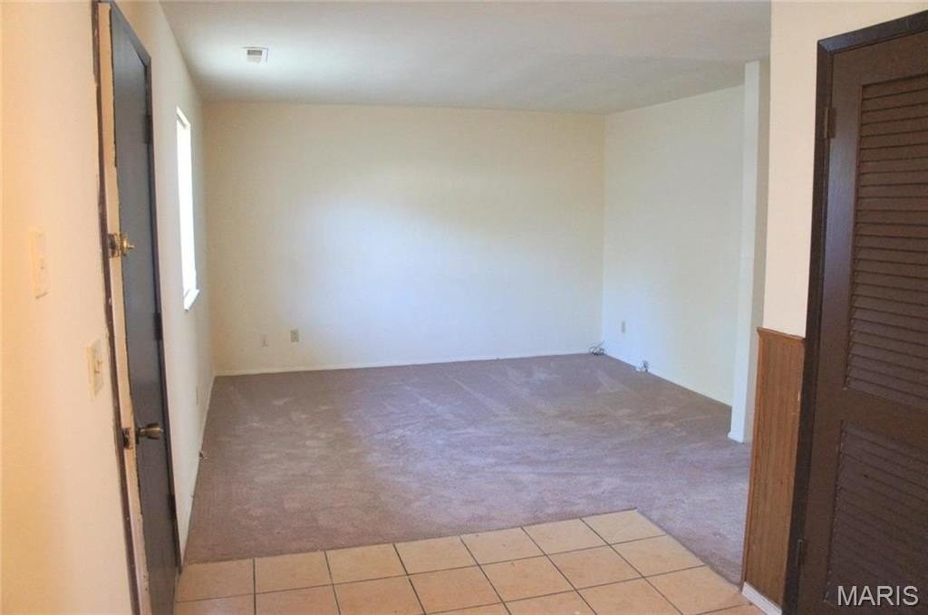 205 Howard Dr #2 - Photo 4 of 11