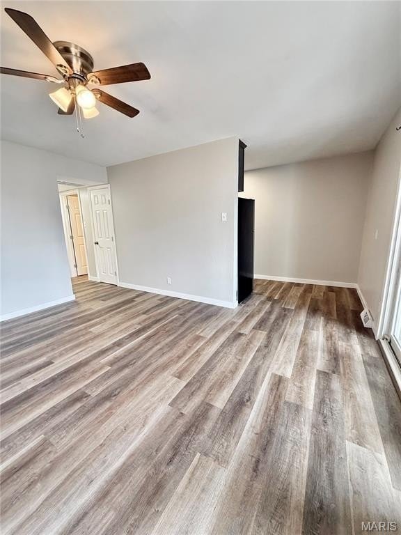 103 E 7th St #3 - Photo 5 of 17