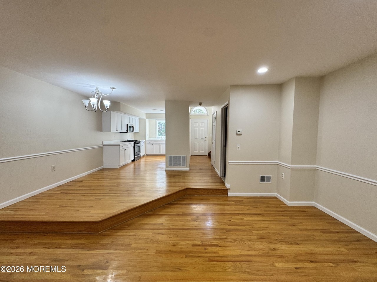 83 Agostina Dr - Photo 3 of 19