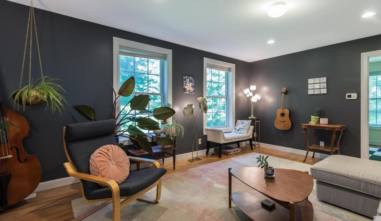 12 Woodside Rd - Photo 4 of 34