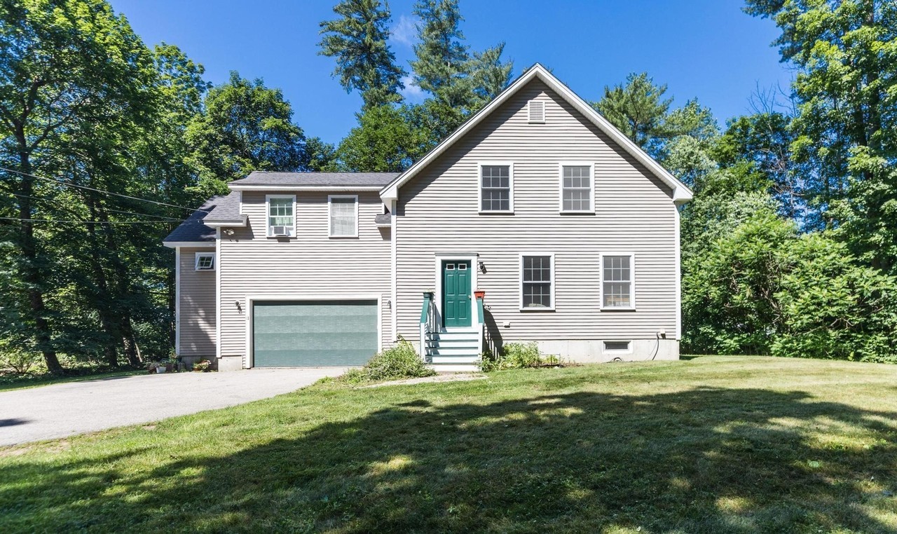 12 Woodside Rd - Photo 5 of 34