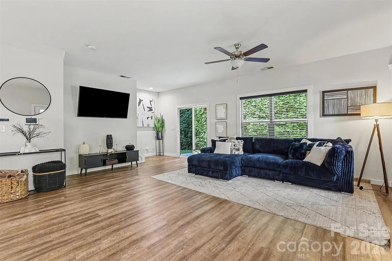 2908 Burgess Dr - Photo 7 of 16