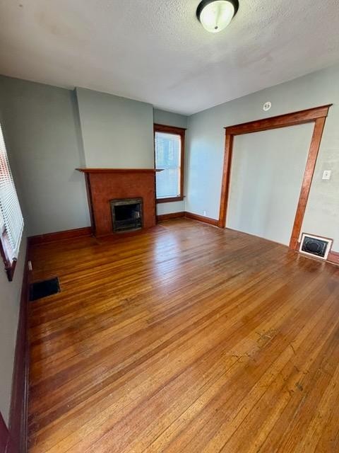 1124 Isadore St - Photo 2 of 8