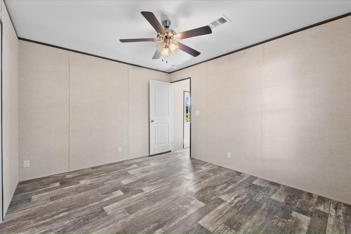 33 Tangerine Ave #33 - Photo 7 of 10