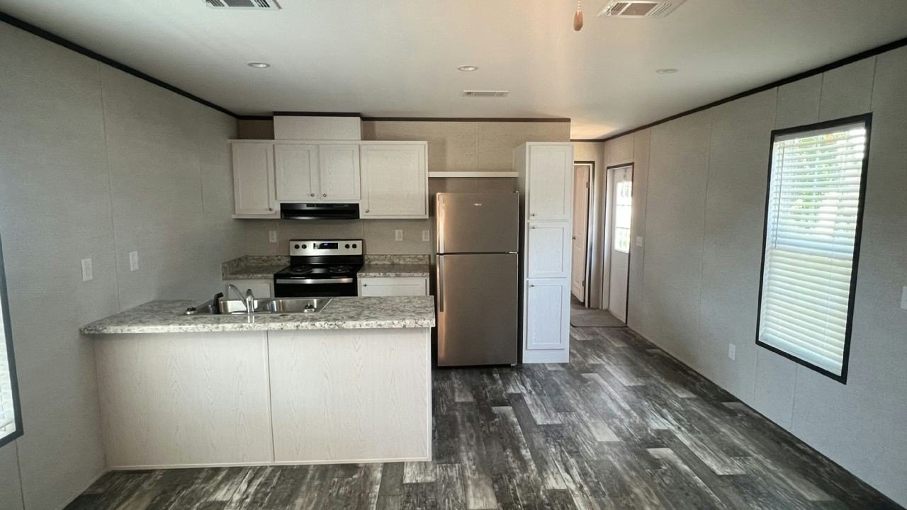 96 Tower Manor Cir E #96 - Photo 2 of 16