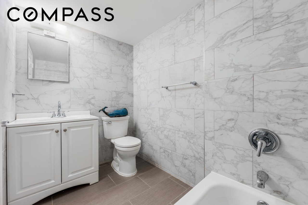 226 W 123rd St #2 - Photo 3 of 8