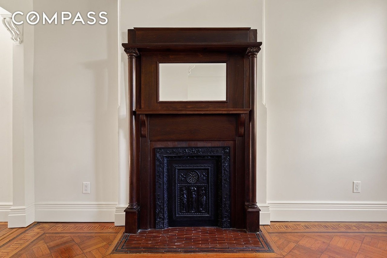 394 4th St #2 - Photo 5 of 11