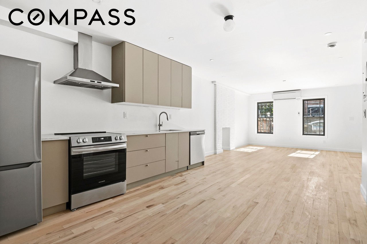 609 Lexington Ave #1 - Photo 5 of 13
