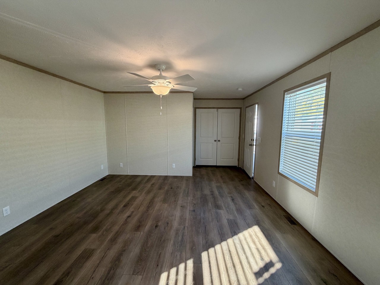 25196 Nuway Ave #124 - Photo 3 of 12