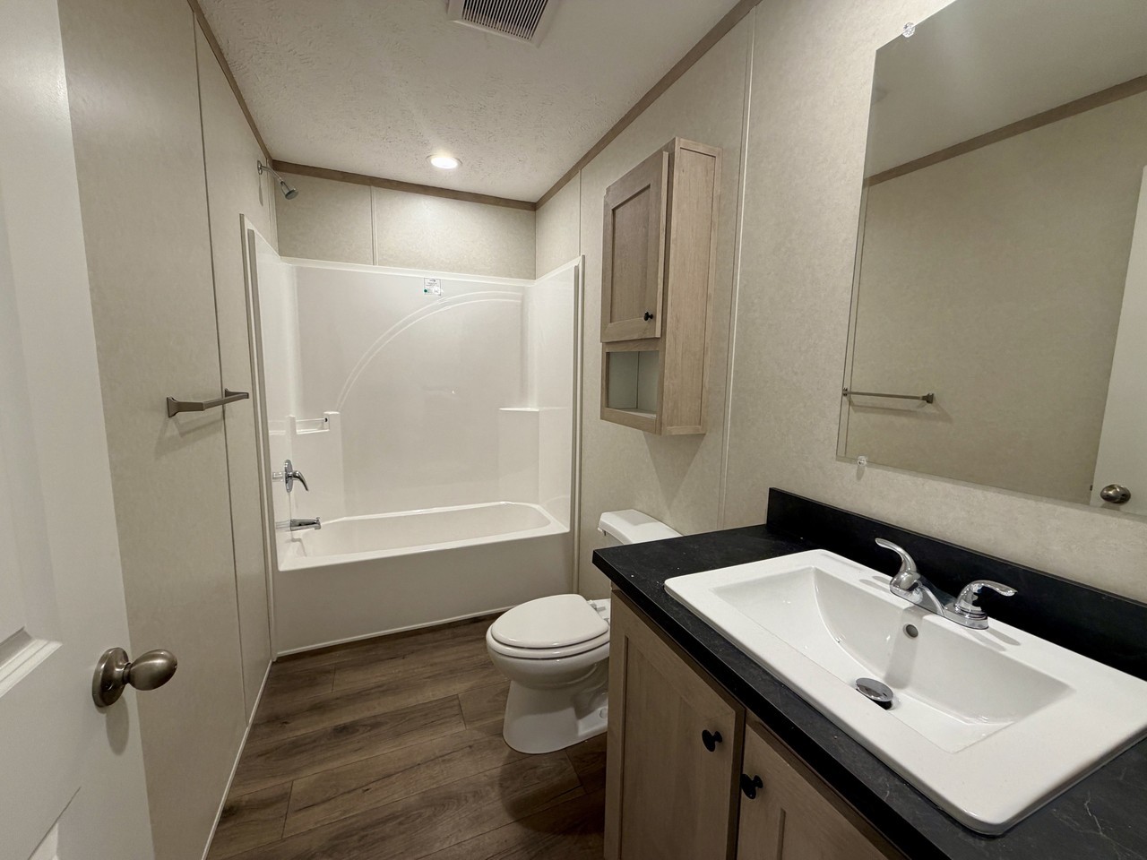 25196 Nuway Ave #124 - Photo 7 of 12