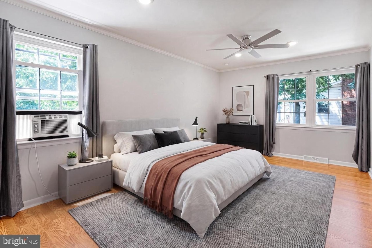 321 Maryland Ave - Photo 3 of 36