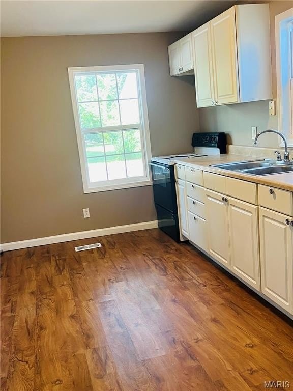 940 W Delmar Ave - Photo 6 of 9
