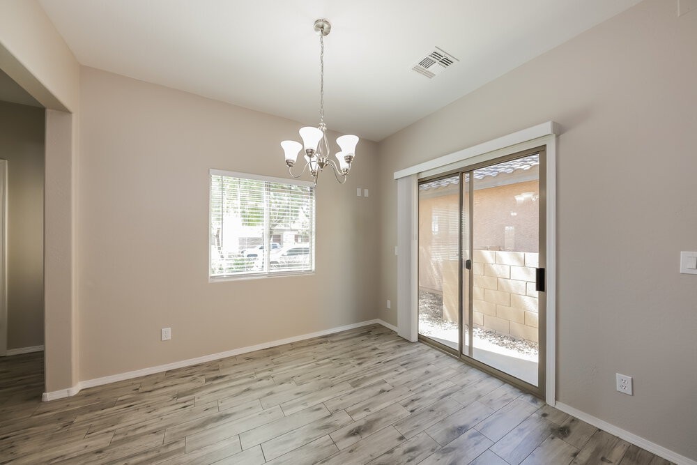 21923 N 102nd Ln - Photo 6 of 17