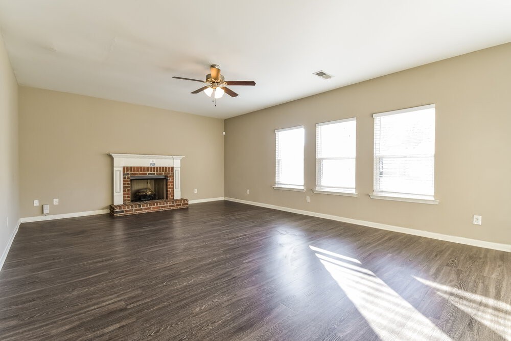77 Moss Way Nw - Photo 4 of 17