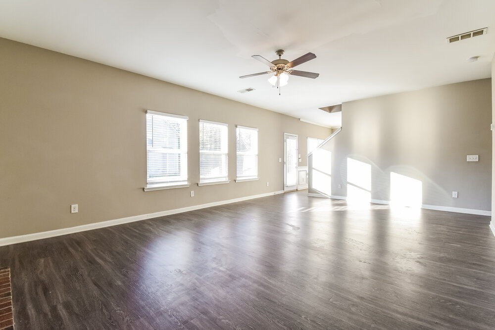 77 Moss Way Nw - Photo 5 of 17