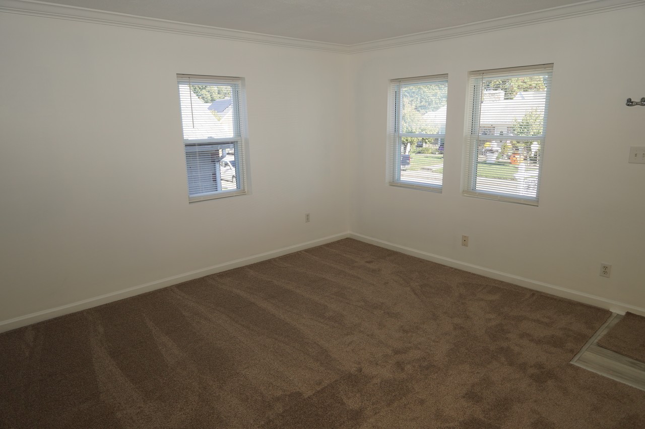 7808 Highpoint Road #1 - Photo 6 of 33