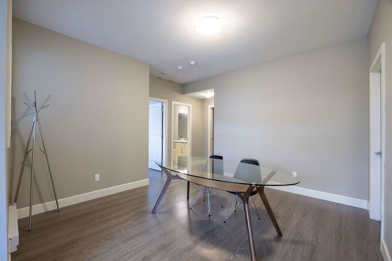 1000 Strawline Hill Street - Photo 4 of 10