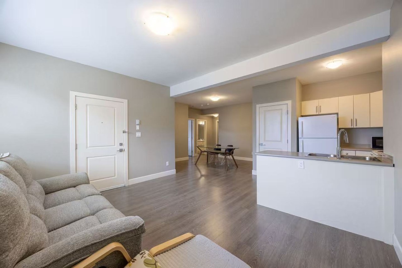 1000 Strawline Hill Street - Photo 5 of 10