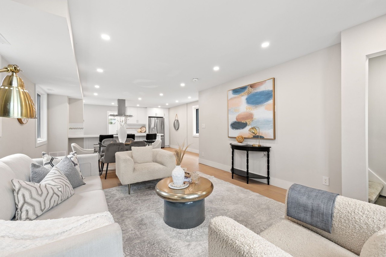 3517 Saint Clair Avenue East #Main - Photo 3 of 15