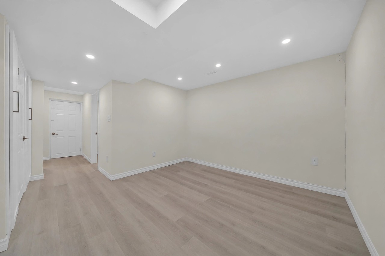 3517 Saint Clair Avenue East - Photo 2 of 20