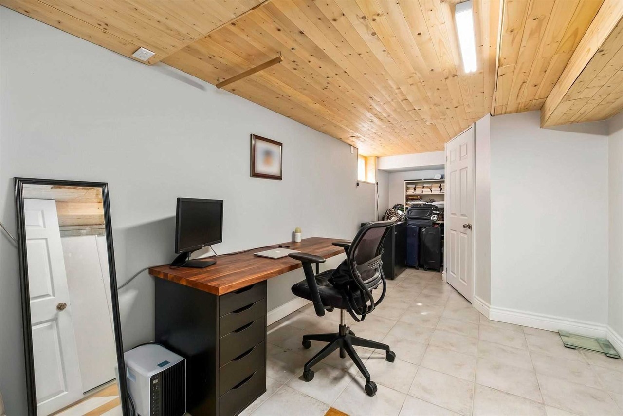 68 Kitchener Road - Photo 4 of 9