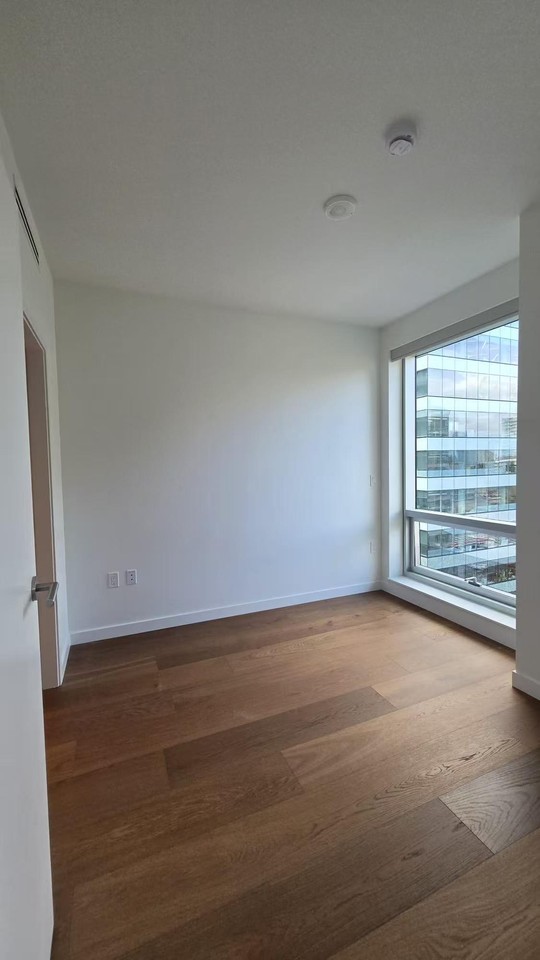 1000 Hornby Street - Photo 4 of 8