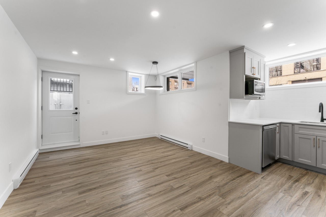 9411 Avenue Merritt #2 - Photo 6 of 11