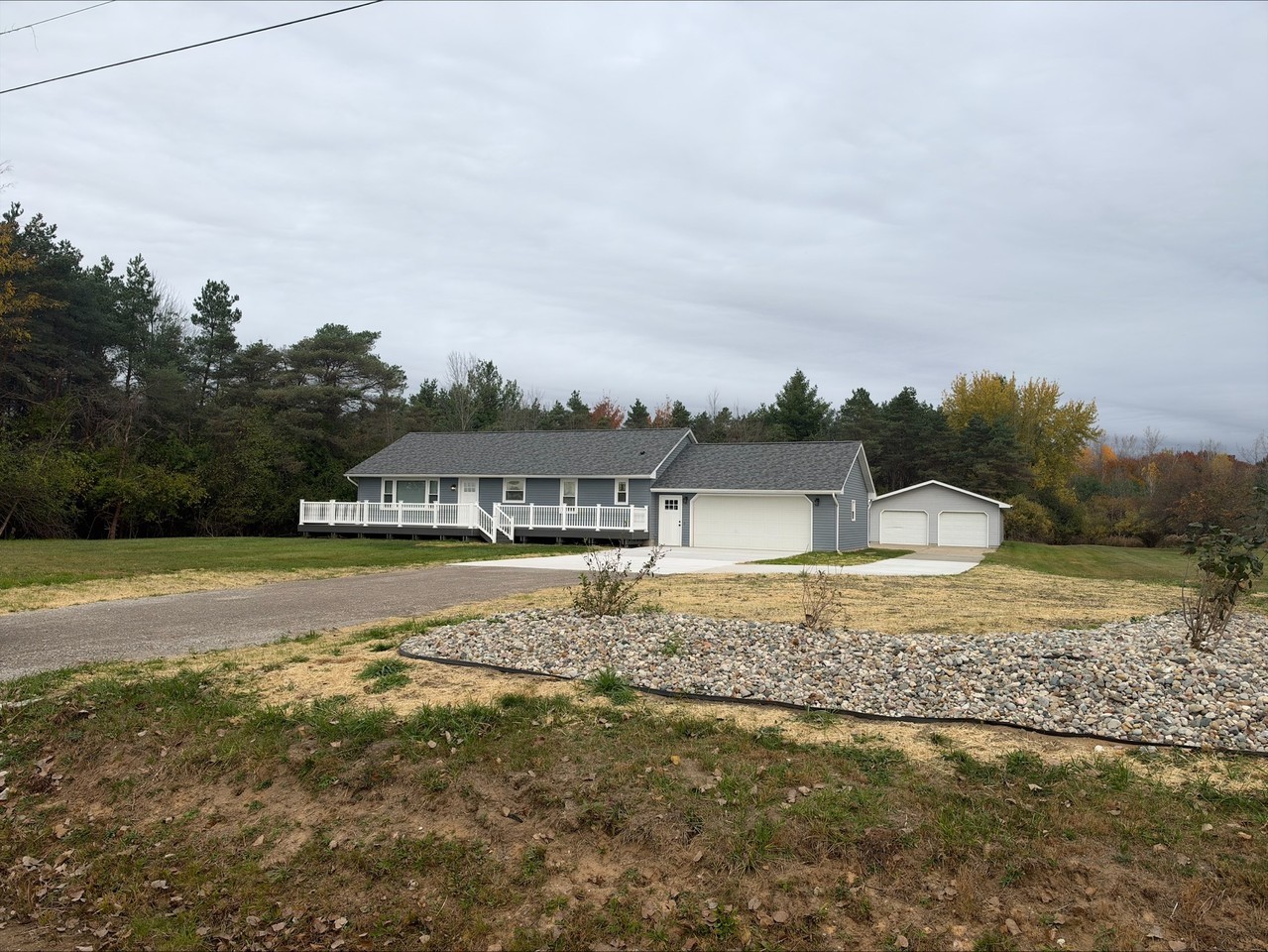3551 E Letts Rd - Photo 2 of 18