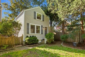 featured image of 4 Shiloh Ct