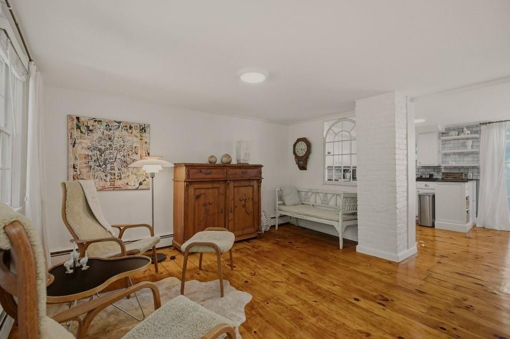 4 Shiloh Ct - Photo 4 of 26