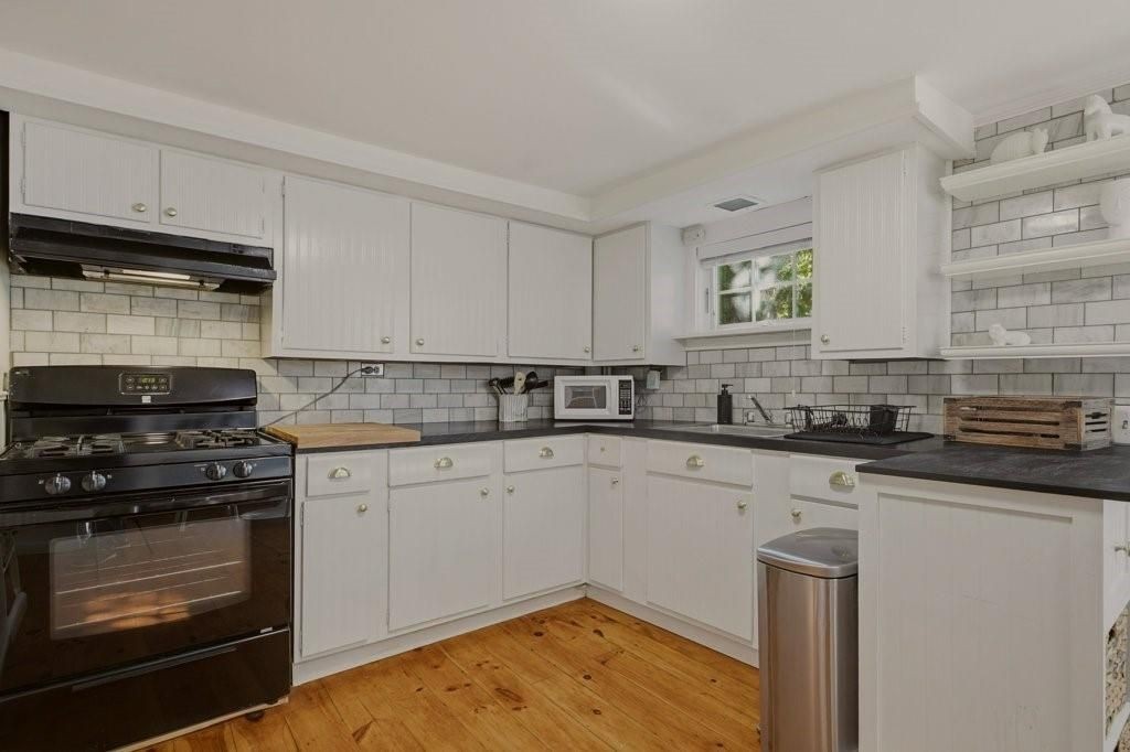 4 Shiloh Ct - Photo 7 of 26