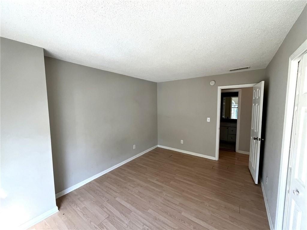 5385 Arbor View Way - Photo 7 of 11