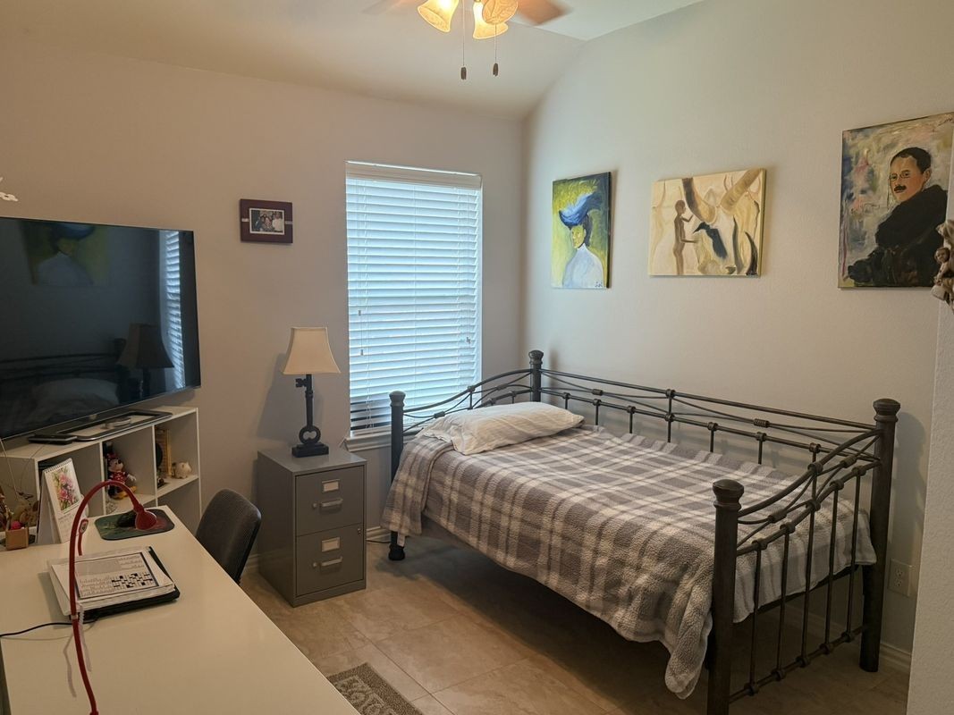 23910 Fairport Harbor Ln - Photo 3 of 20