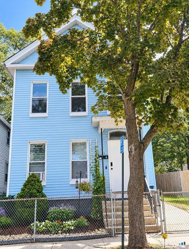 56 Ann St ##2