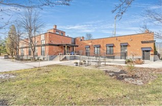 238 Campbell St, Collingwood, ON L9Y 4J9, Canada - Photo 1 of 1