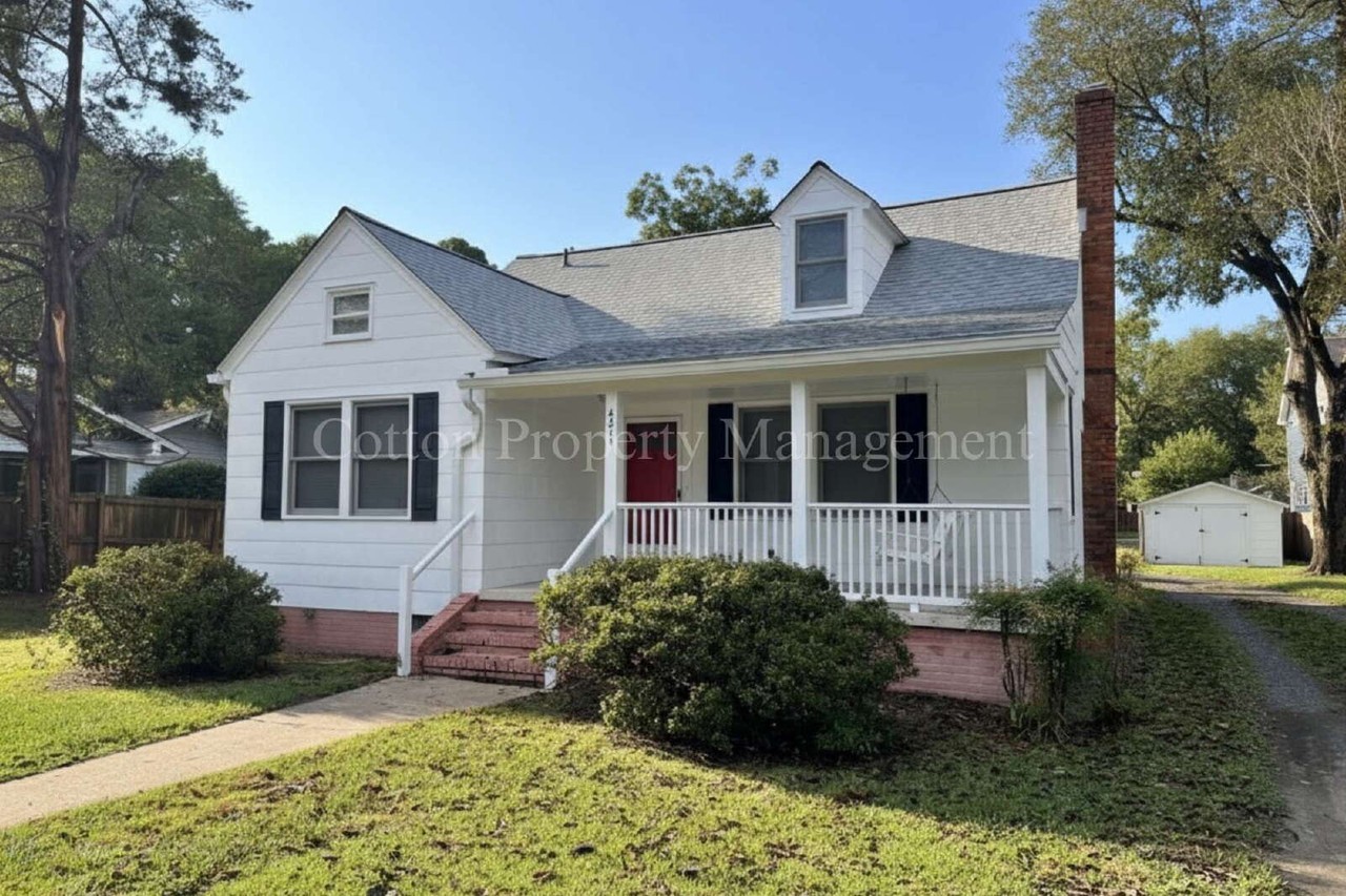 4211 Wrightsville Ave - Photo 3 of 34