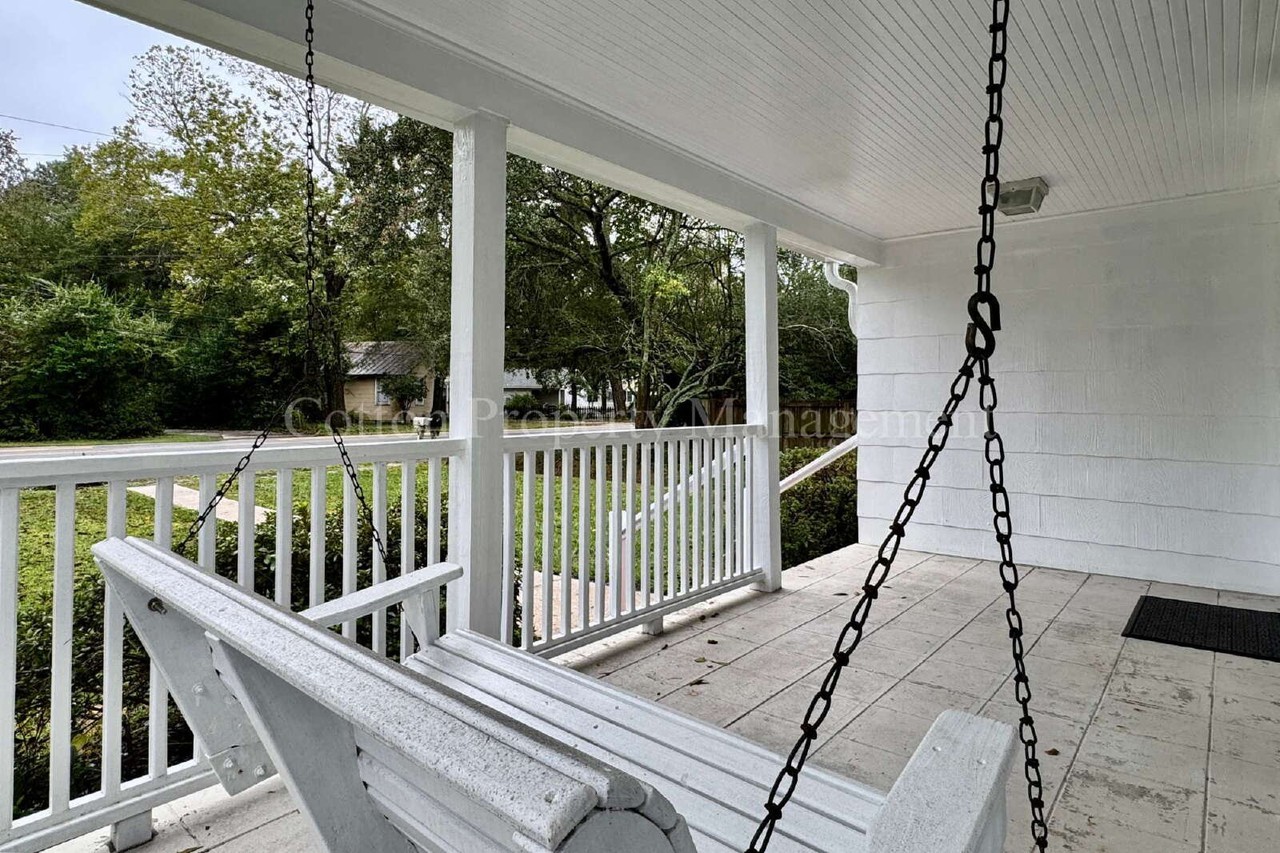 4211 Wrightsville Ave - Photo 5 of 34