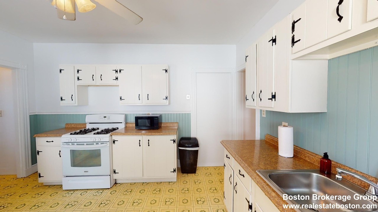30 Roseclair St. - Photo 2 of 39