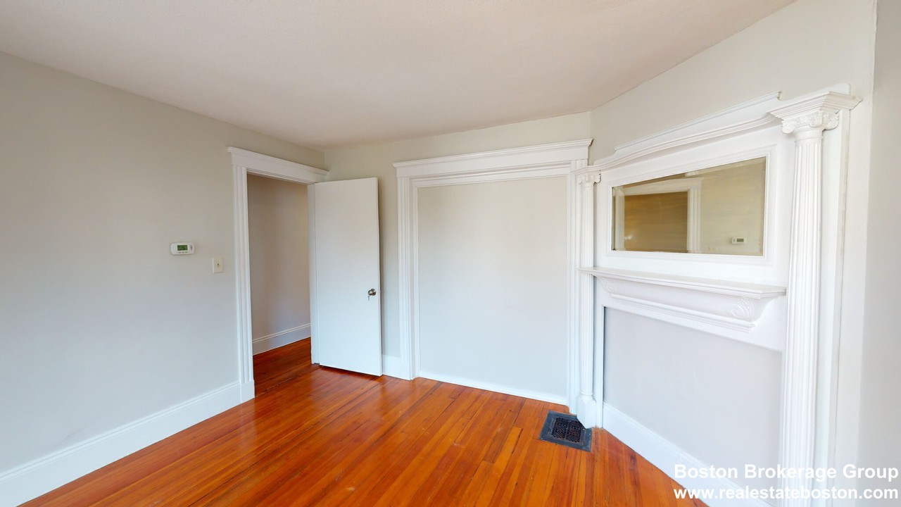 30 Roseclair St. - Photo 6 of 39
