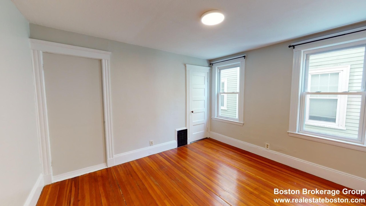 30 Roseclair St. - Photo 7 of 39