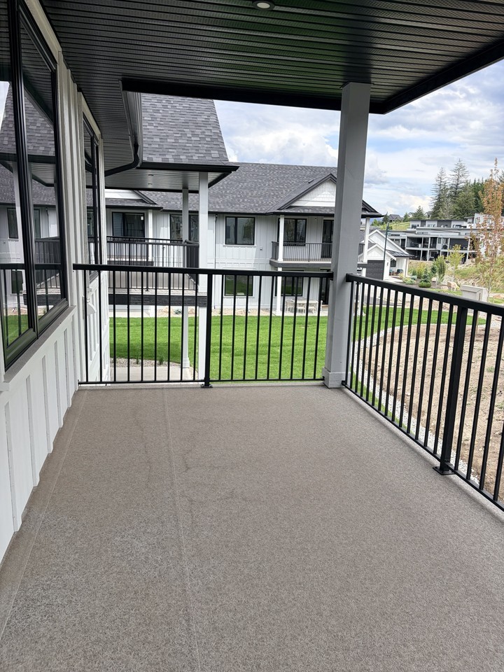 100 Grange Dr - Photo 3 of 14