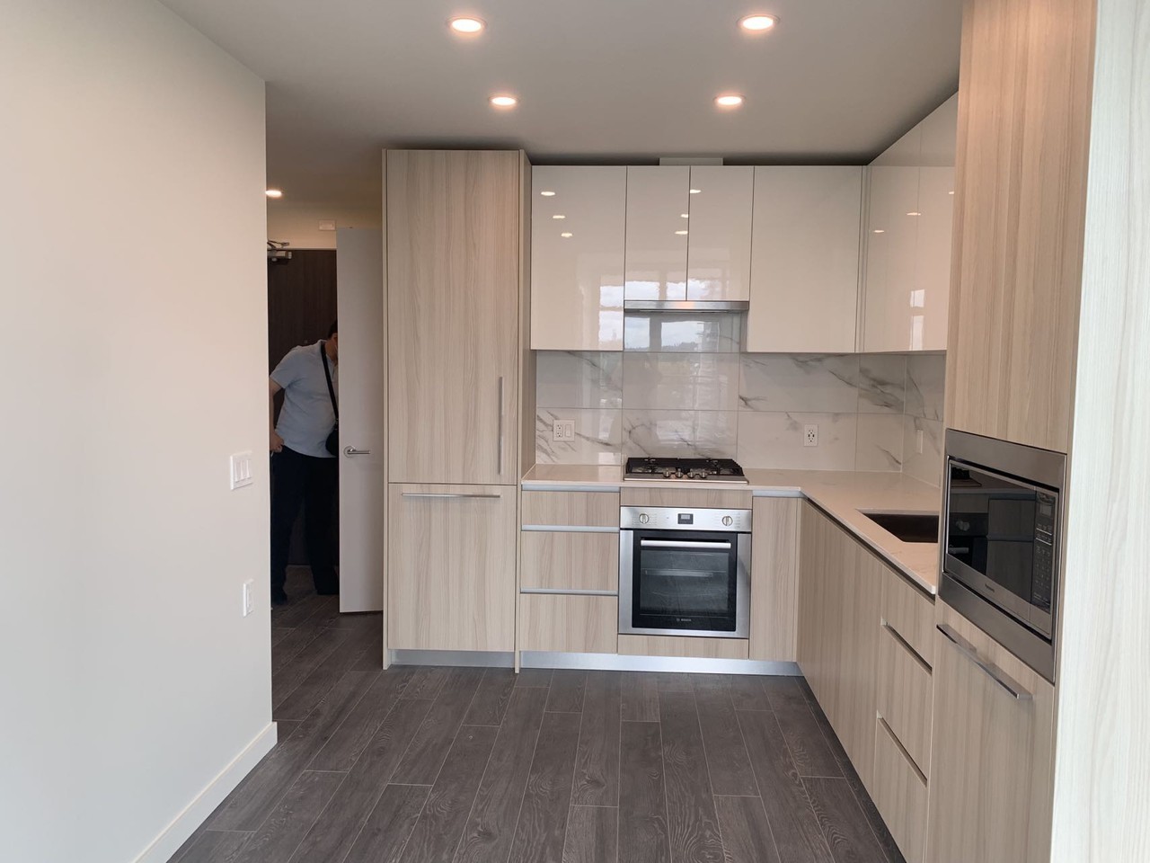 6000 Goring Street - Photo 3 of 14
