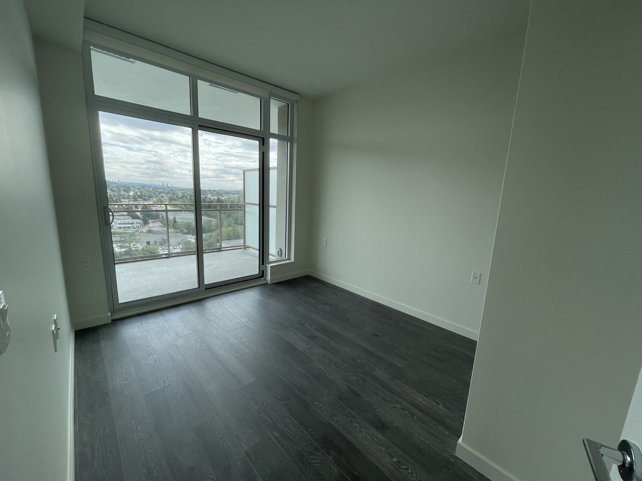 6000 Goring Street - Photo 5 of 14