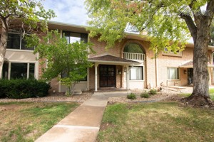 featured image of 3342 S Oneida Way