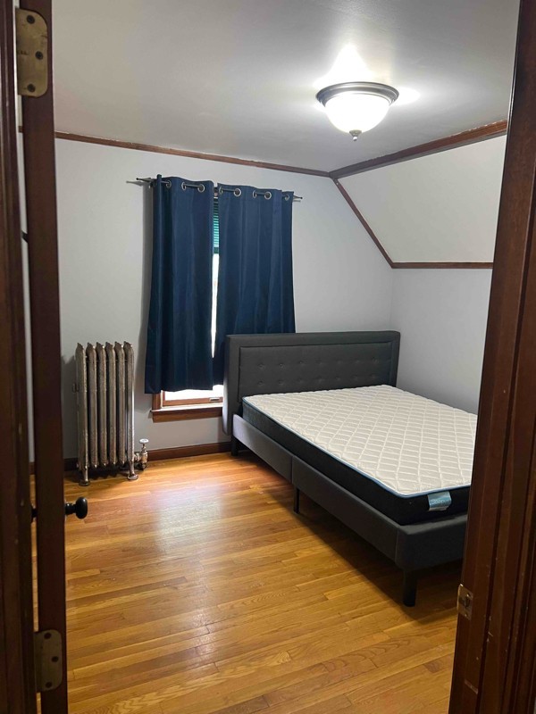 133 Dartmouth St #2 - Photo 3 of 6